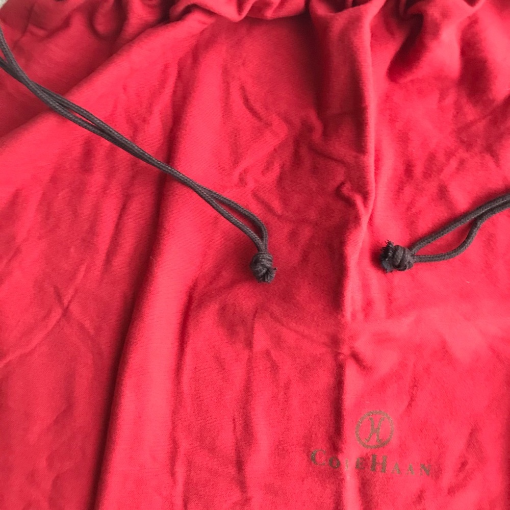 Cole Haan Dust Cover - Picture 4 of 6
